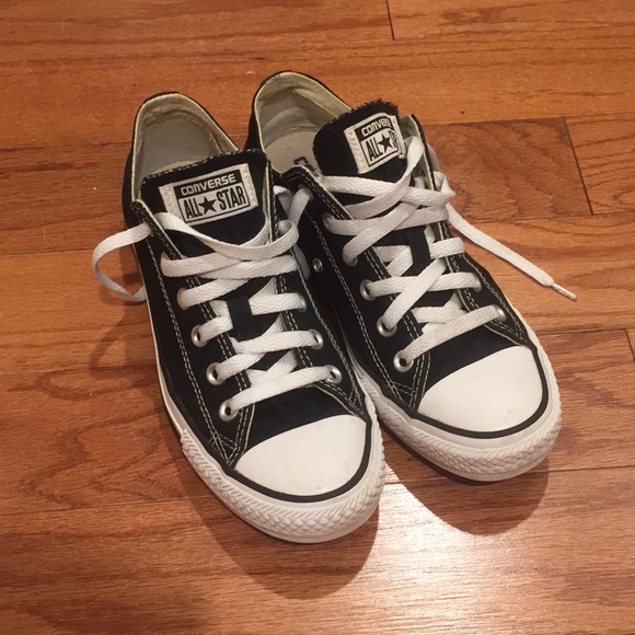 Converse Shoes - Black Low-Top Converse